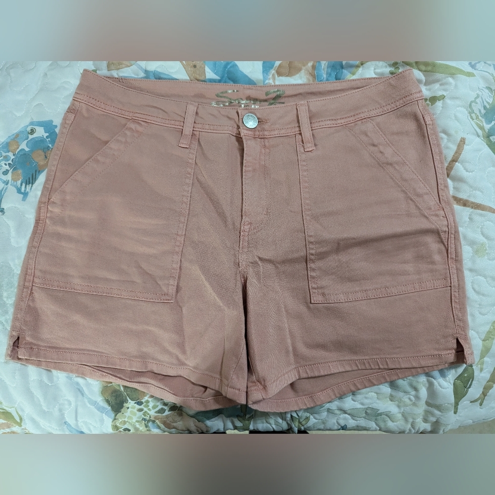 Seven7 Women's Pink Cargo Jean Shorts Size 8